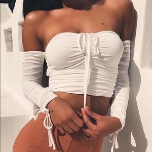 Beautiful white long sleeve crop top